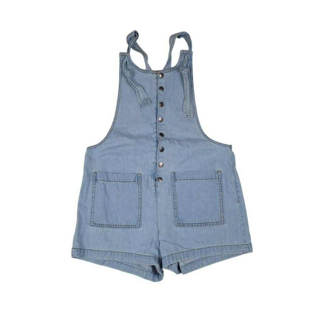 Forever 21 Romper Women's Size 27 Light Wash Blue Overall Shorts Buttons Denim
